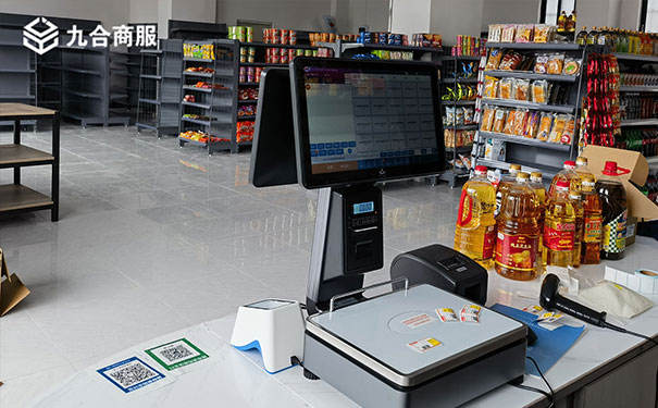 传统收银VS智能系统：零售老板转型的6大必看对比！